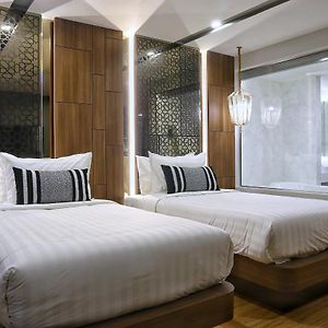 Premier Twin Room